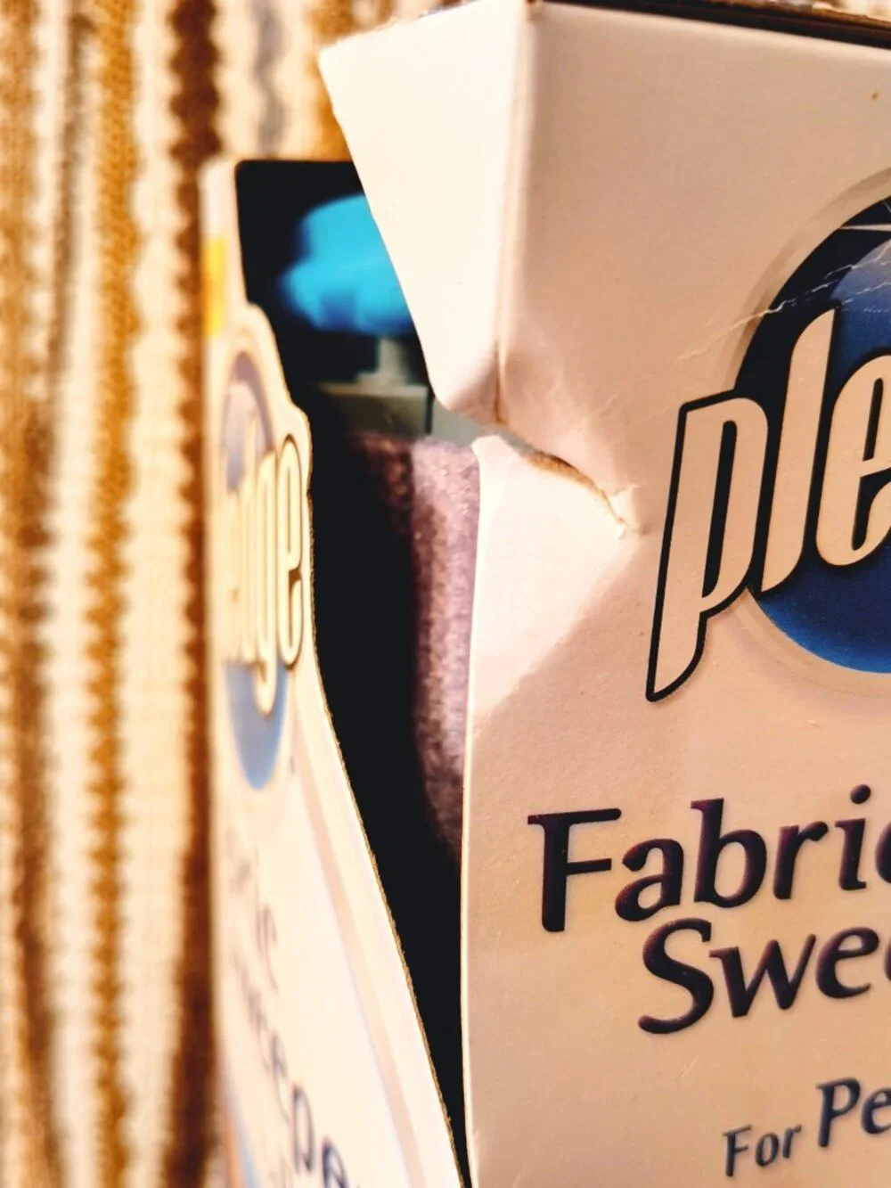 Pledge Fabric Sweeper For Pet Hair 1 Multi Use Disposable Sweeper New In Box